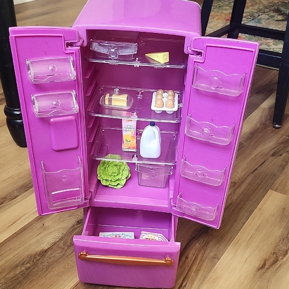 Our Generation Purple Toy Refrigerator for 18 inch Dolls - Picture 6 of 10